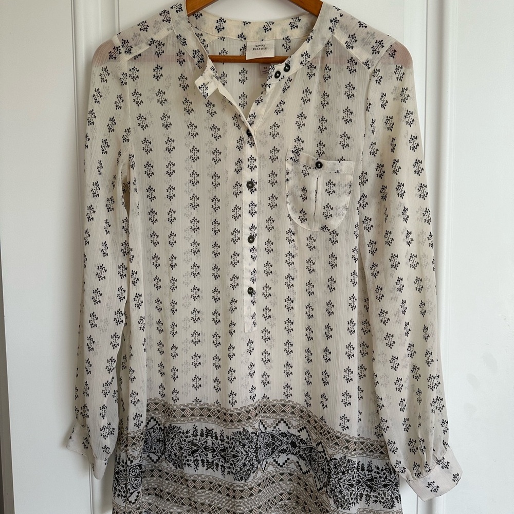 Knox Rose Floral Patterned White Blouse